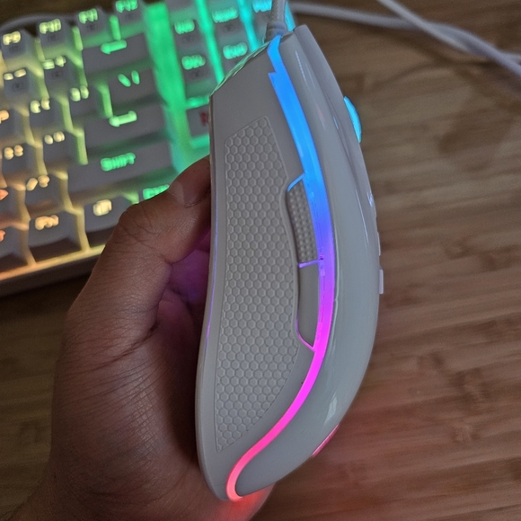Redragon RGB Keyboard and Mouse - Picture 5 of 7